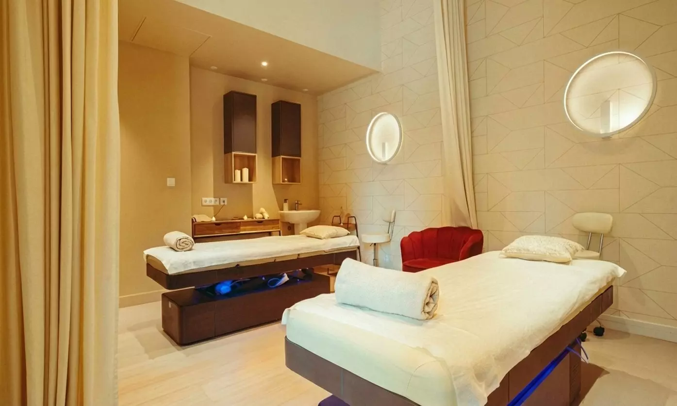 Parenthèse bien-être au spa avec accès sensoriel et soins relaxants