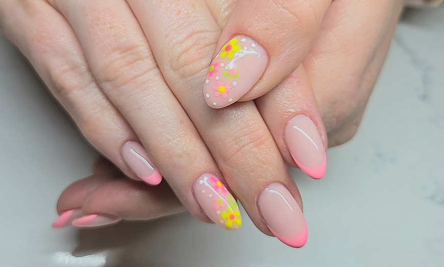 Image 10: Nail Spa/Salon - Nail Design at Threading Beauty Lounge