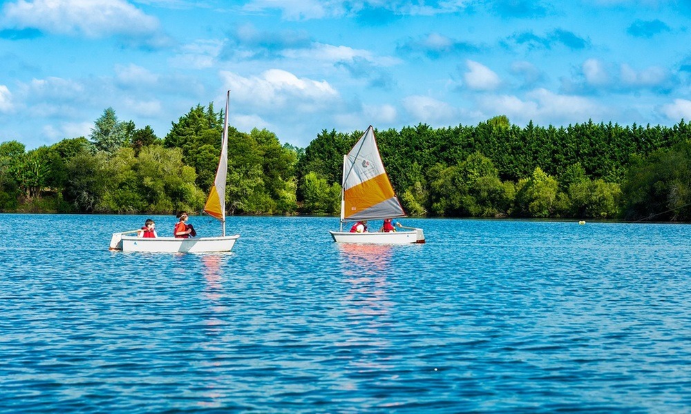 Fun sur l’eau au lac de Sames : paddle ou planche à voile avec Ibaiak