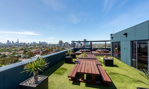 Melbourne: 2N Apartment Stay with Wine