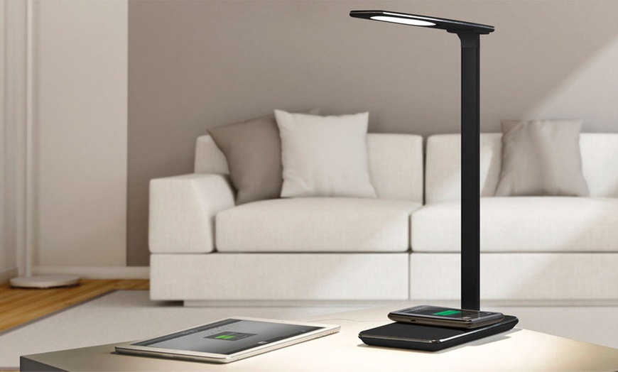 Image 5: Lamp with Wireless Phone Charger