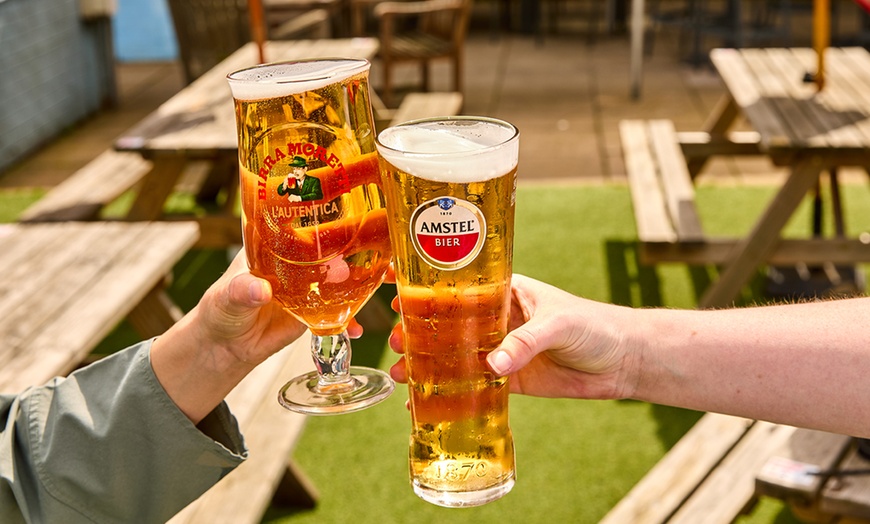 Image 8: Social Pub & Kitchen | Burgers, Pizzas, Wings, Sharers | 