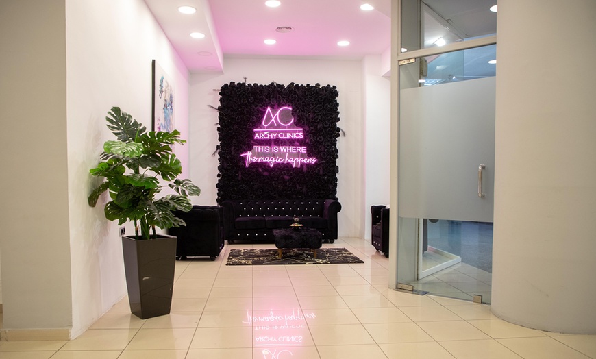 Image 2: Tratamiento reafirmante inyectado en zona a elegir