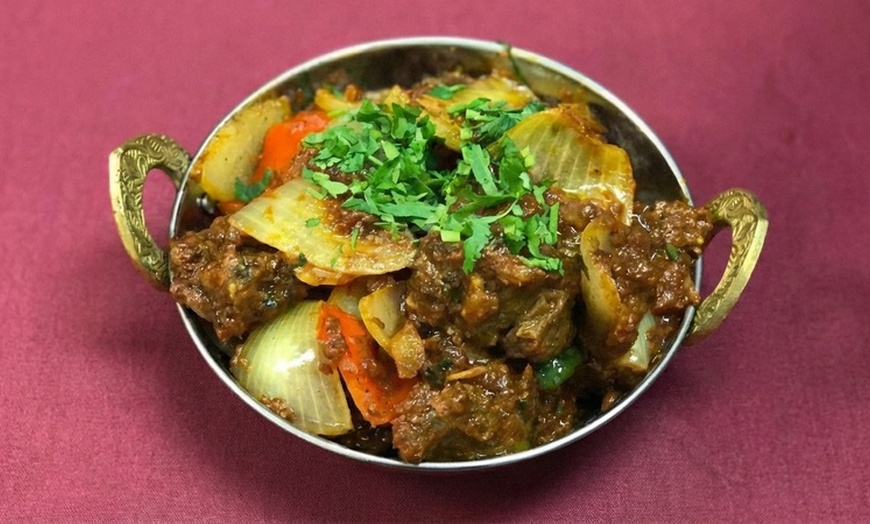 Image 3: Authentic Indian Flavors: Food & Drink Experience