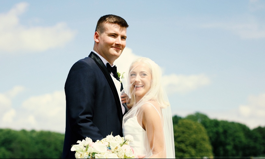 Image 3: 60 Or 90 Min Photography Session Or 2 Hour Photo & Video Capture