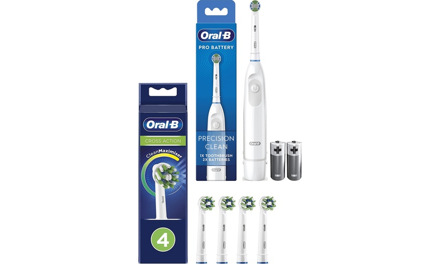 Image 19: Elektrische tandenborstel en opzetborstels naar keuze van Oral-B