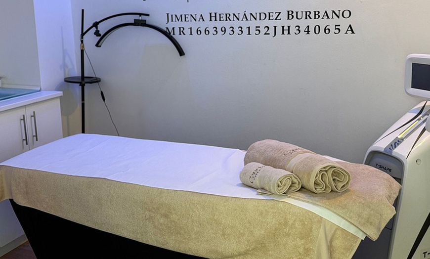 Image 3: Masaje de hasta 1 h o ritual Relax con reflexología y craneofacial