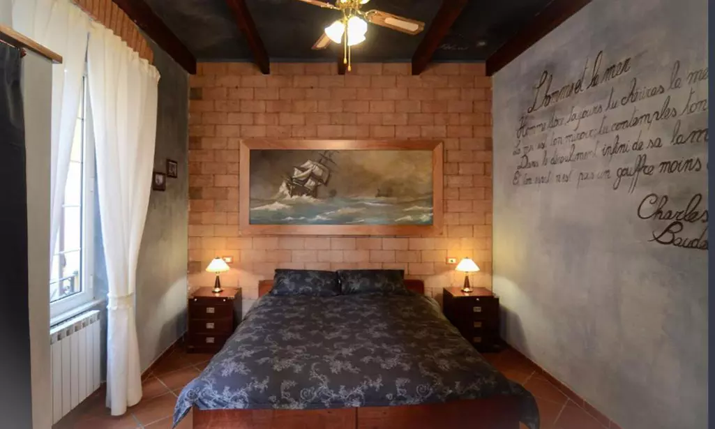 Familles/Groupes: jusqu'à 3 nuits en chambre Deluxe ou deux-pièces