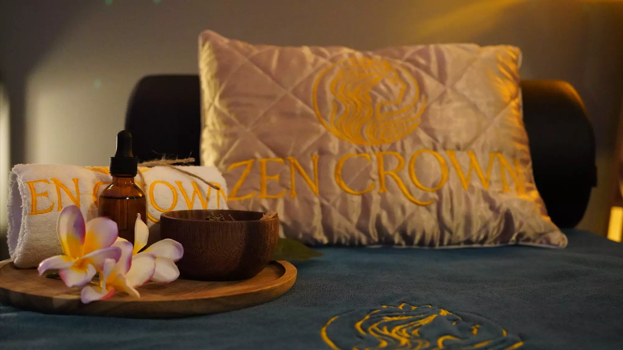 Luxury Head Spa for One, Busy Moms & Dads, or Couples at Zen Crown