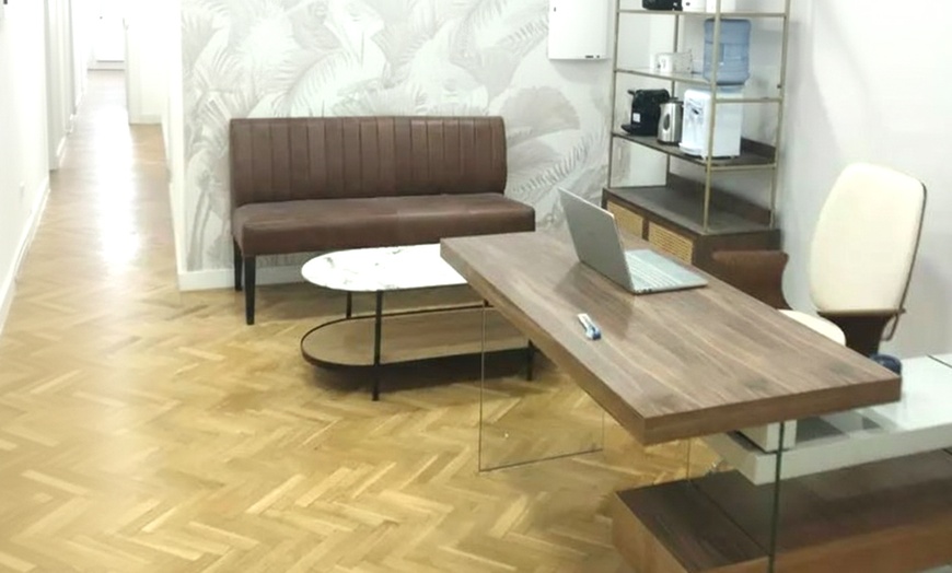 Image 4: Tratamiento de relleno facial en la clínica D Angelo medicina estética