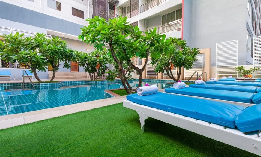 Image 14: ✈ 8-Day Bangkok and Phuket Vacation w/ Air from Great Value Vacations 