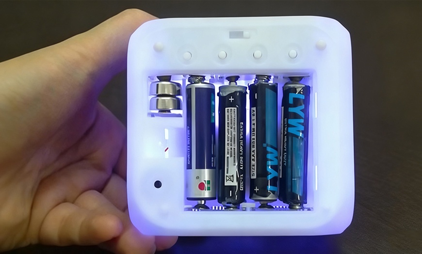 Image 5: Battery-Powered Kpop Demon Hunters-Inspired RGB Alarm Clock