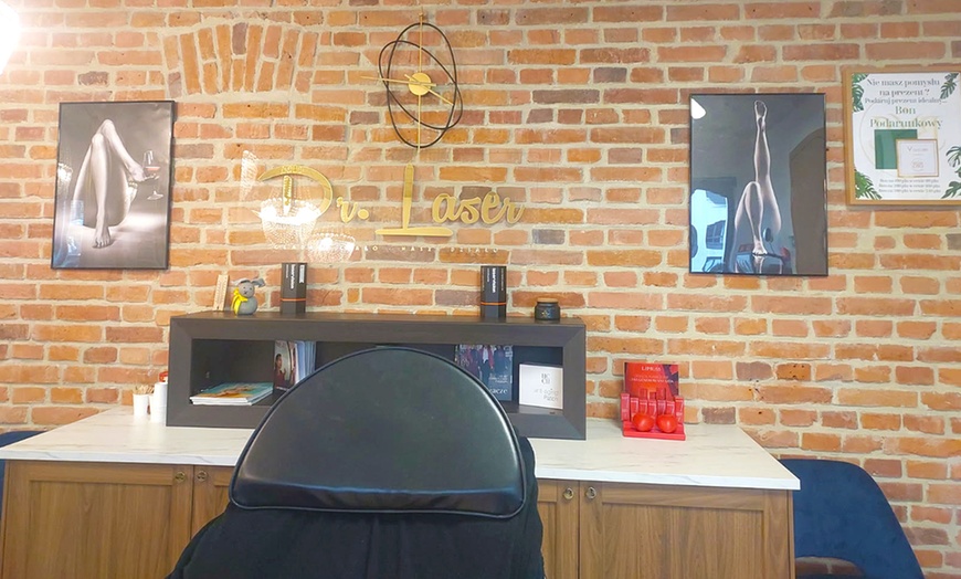 Image 5: Pełniejsze usta i wygładzona twarz – zabiegi kwasem hialuronowym