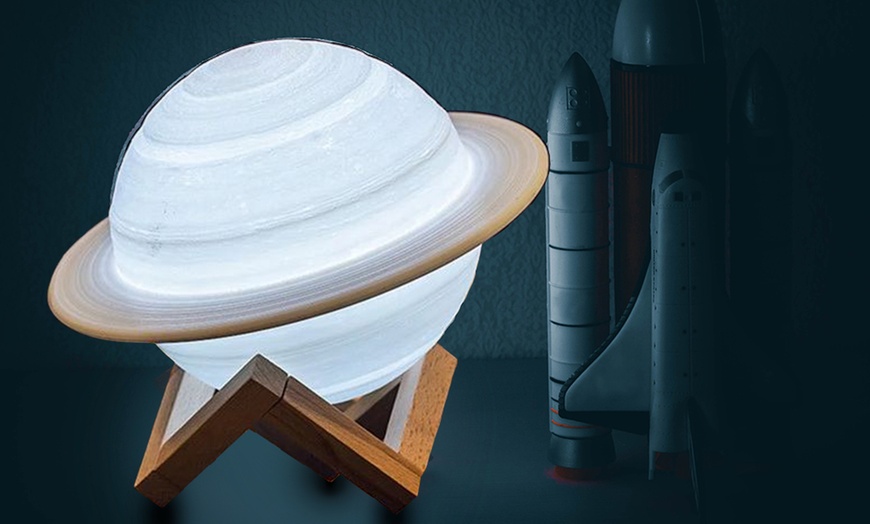 Image 2: 3D Saturn Lamp with Remote