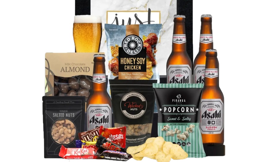 Image 9: Hampers Galore Wine Hamper, Men's Grooming Gift Hamper, and More
