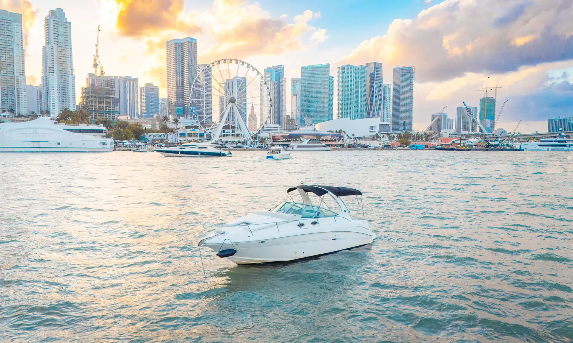 Private Miami Boat Rental for up to 10 Guests. Cruise the Coastline!