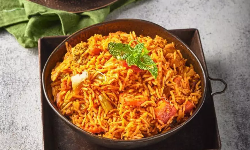 Image 21: Indian Dinner Feast with Wine and Dessert for 2, 4, or 6