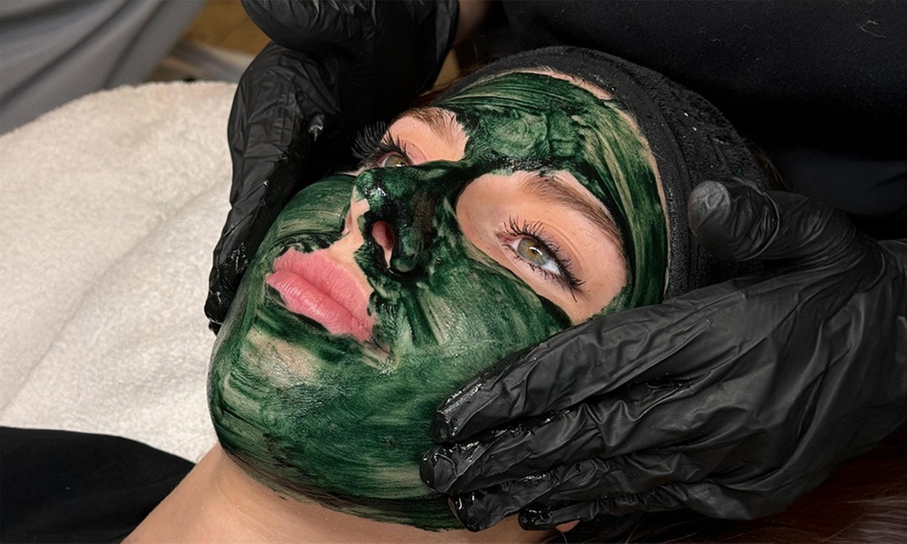 40-60 Min. Aqua-Facial-Gesichtsbehandlung "Deluxe", opt. + Bio Peel X