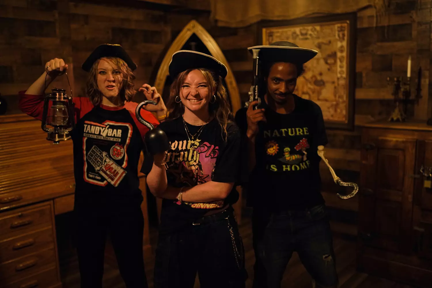 Room Escape Game: Thrilling Western Strategy in Irvine