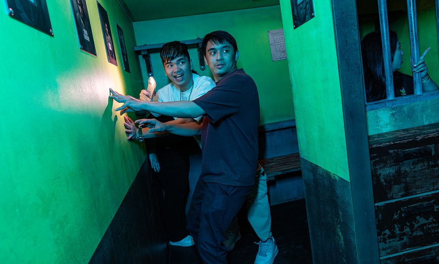 Image 11: Prison Island Indoor Interactive Experience Up to 26 Cells