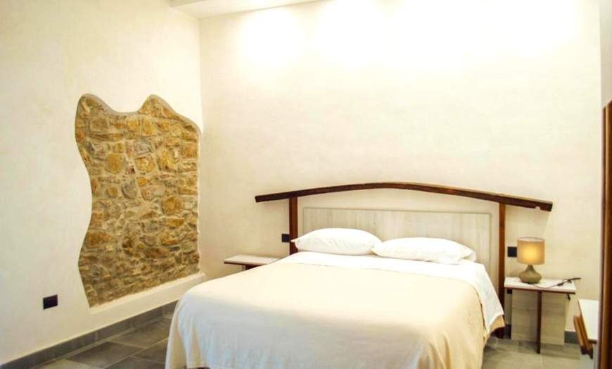 Image 6: Provincia di Salerno: soggiorno per 2 con jacuzzi Spa privata, cena o massaggio