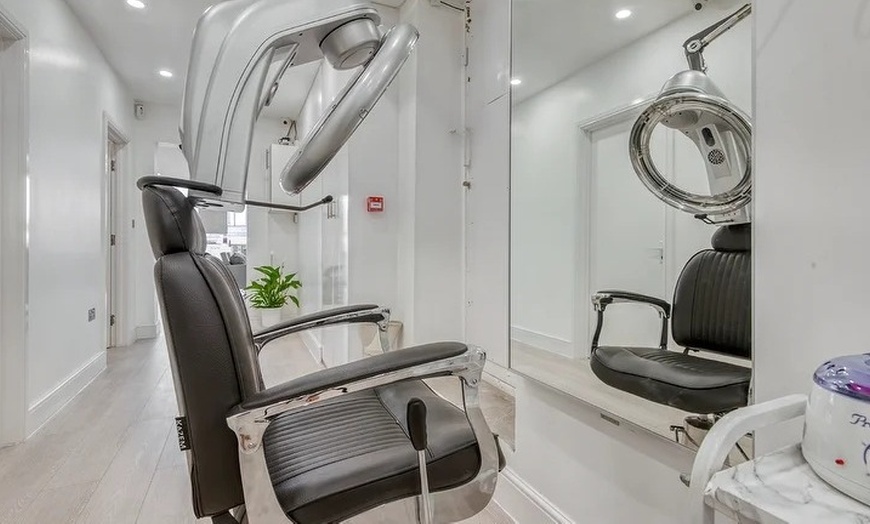 Image 4: Wash, Cut and Blowdry with Colour Option in London