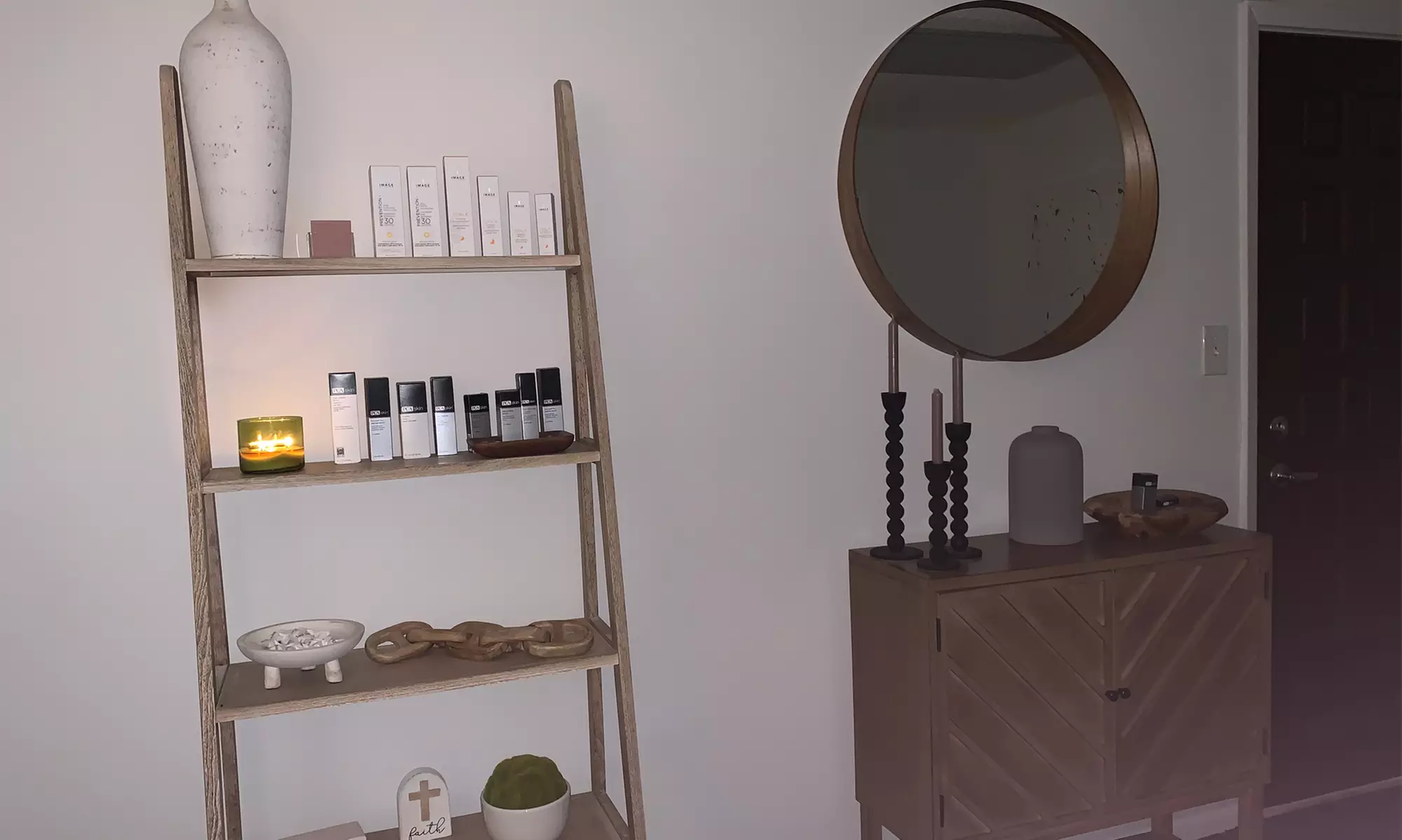 Radio-Frequency Facelift, Luxe Facial Express or Ultrasonic-Cavitation