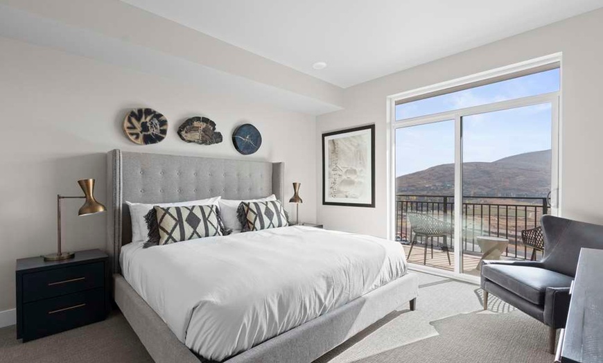 Image 28: Member Pricing: 4* Mountain Resort in Park City with Sweeping Views 
