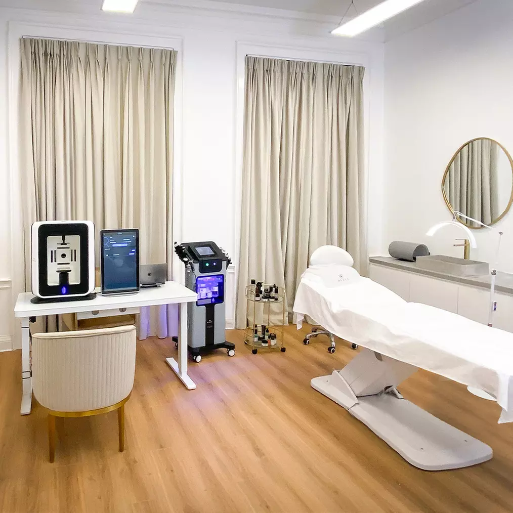 Get Your Blemish-Clarifying Glow Up in Glasgow