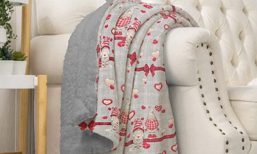 Image 14: Ultrasoft sherpa & microfiber deken