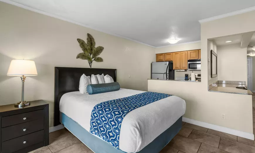 One Bedroom Suite Conservation View