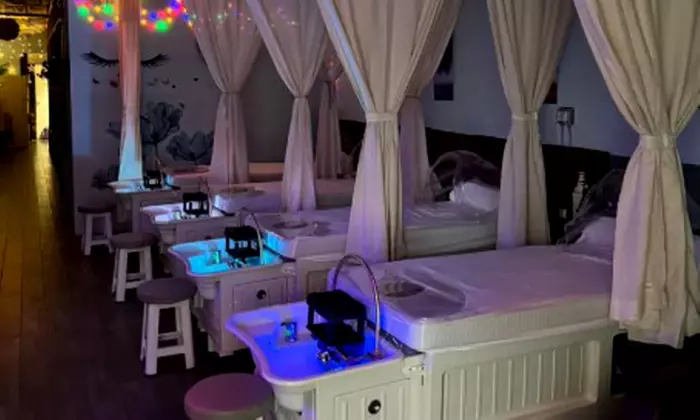 Rejuvenate with Deluxe or Royal Head Spa & Full-Body Massage