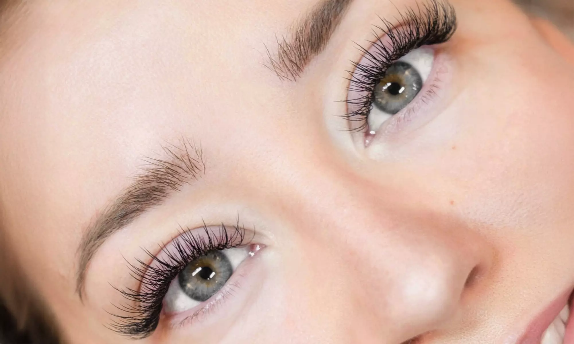 Full Set Lash Extensions: Hybrid, Cashmere, or Classic Mink Styles