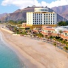 Image 1: 4* Khor Fakkan: One-Night Stay with Breakfast and Optional Dinner