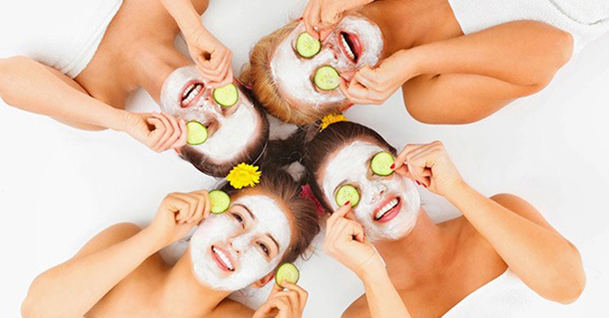 Beauty Party con tratamientos faciales y aperitivo en Palma de Mallorca