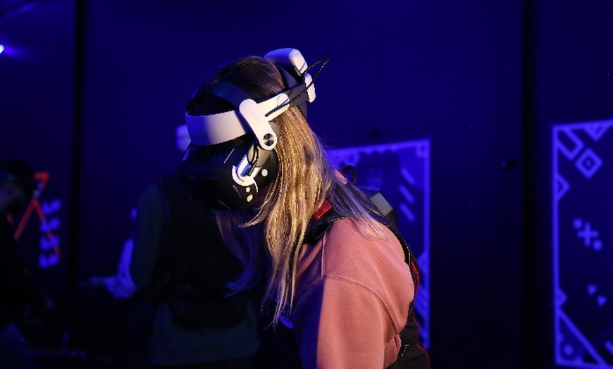 Image 4: Realiteit is overrated: zet je headset op en ontdek epische VR-games