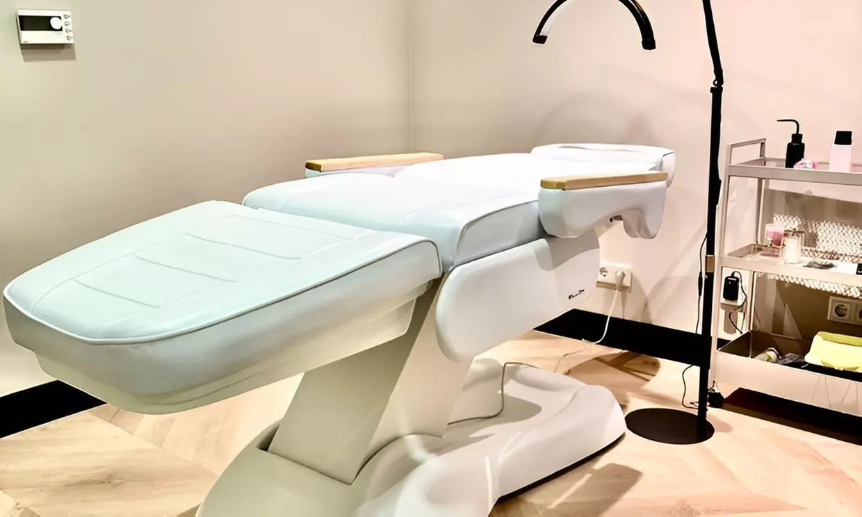 Stralende teint met huidverzorgende carbon laser behandeling