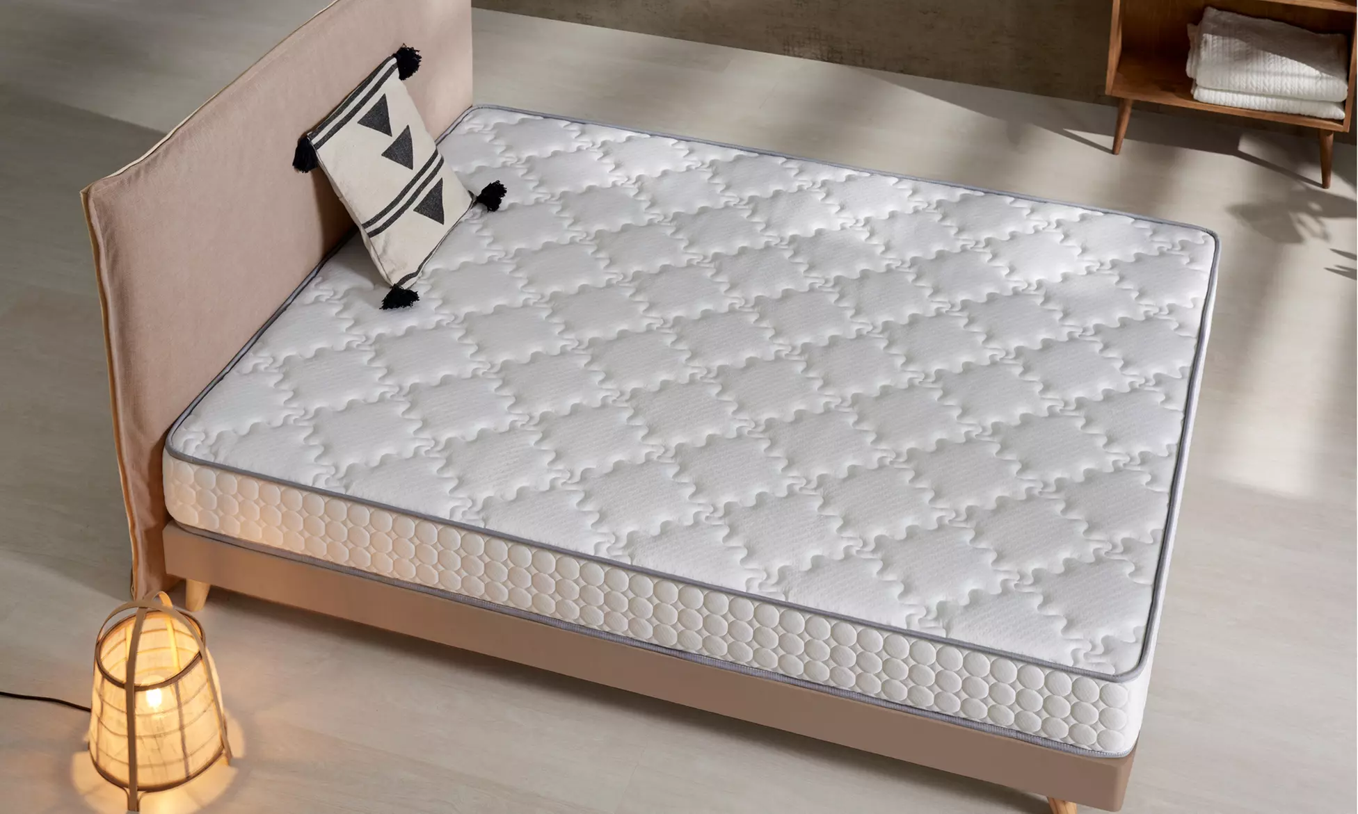 Atmungsaktive Eco-Fresh-Memory-Schaum-Matratze  19 cm in der Größe nach Wahl - Primary Image