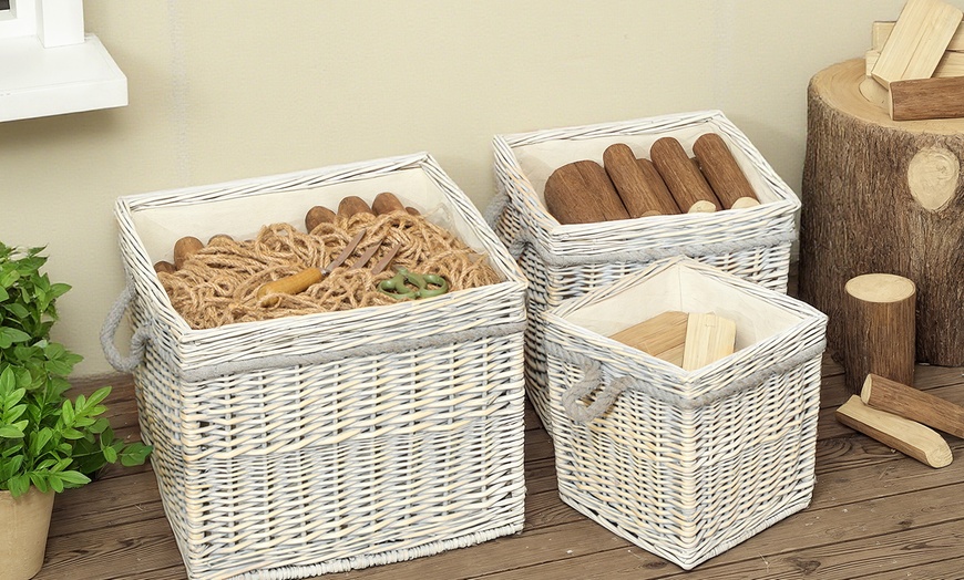 Image 4: Outsunny Set of 3 Wicker Log Basket with Liner and Rope Handles