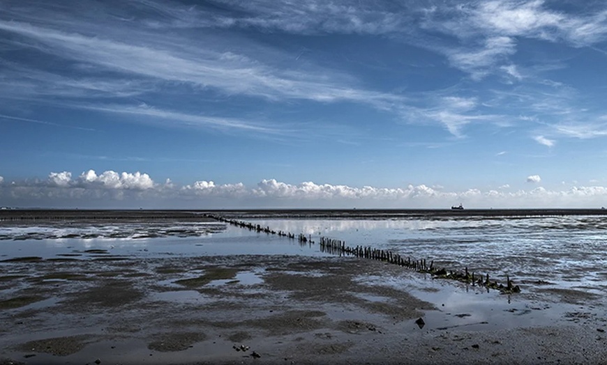 Image 9: Delfzijl an der Nordsee: 2-3 Nächte inkl. Frühstück und Parken