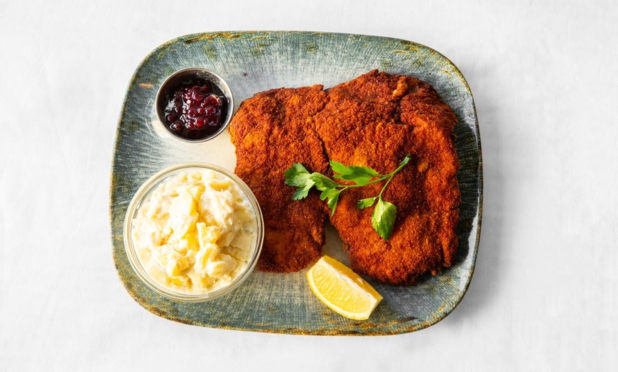 Image 2: Schnitzel-Menü in 3 Gängen inkl. Getränk für bis zu 4 Personen