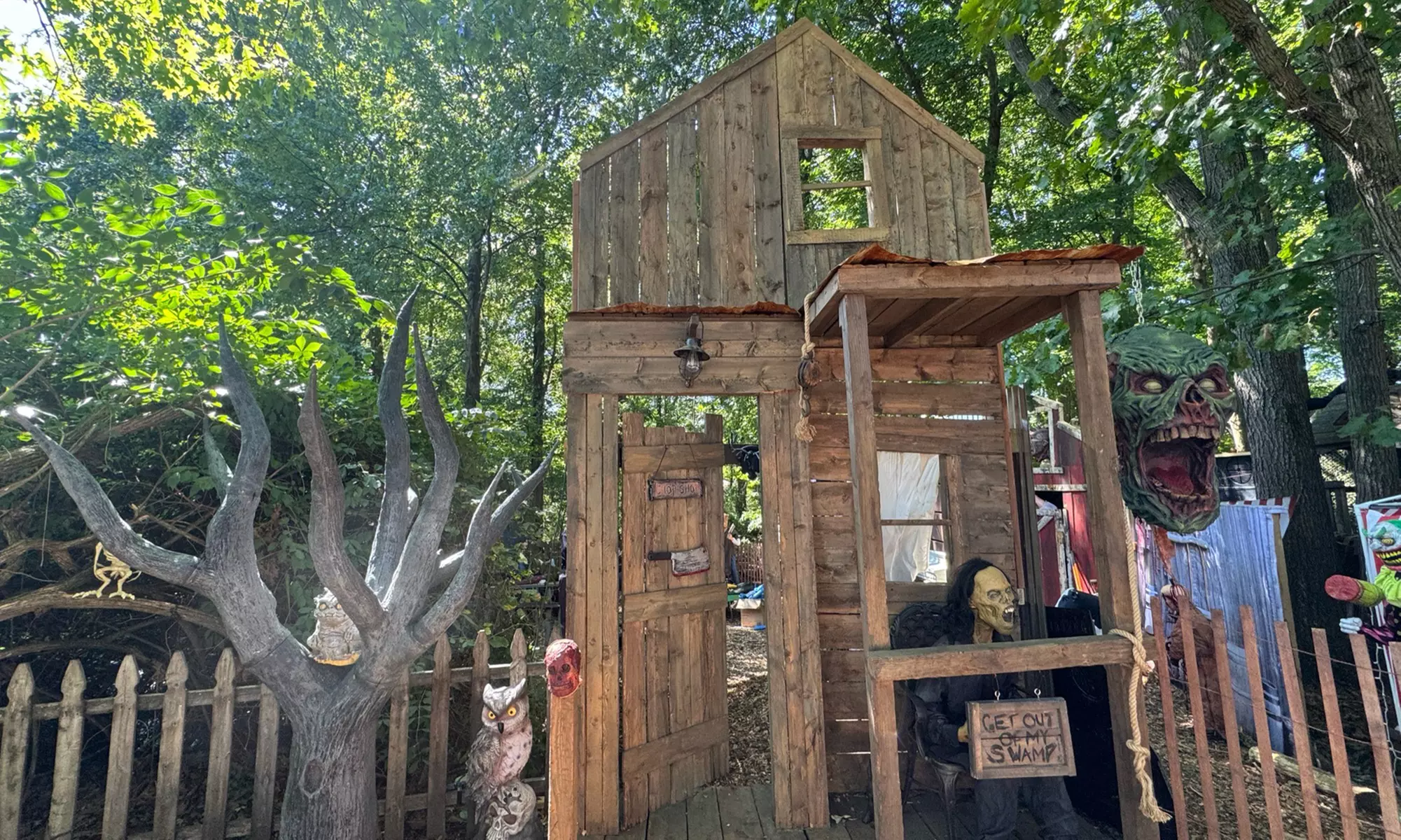 Haunted House Experience: Entry for One, Two, or Four Kids and Adults