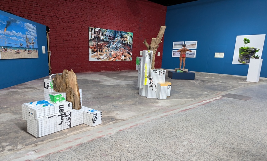 Image 6: Ticket für die OSTRALE Biennale 2025 "NEVER GREY" in Dresden