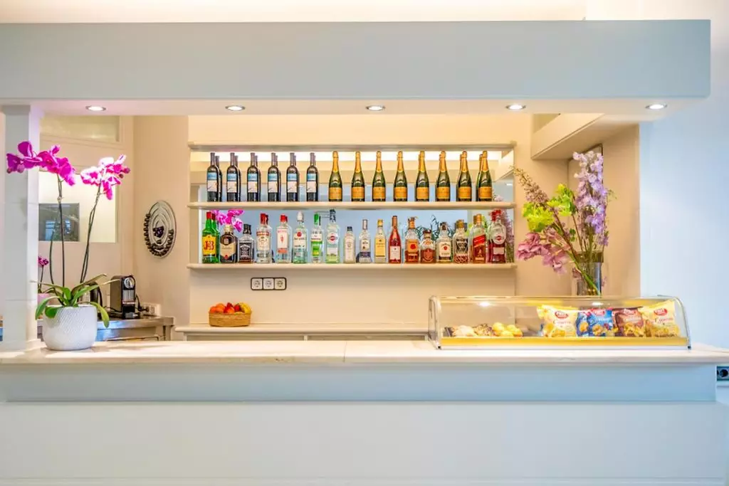 ✈ Barcellona: Volo diretto più 2 o 3 notti in hotel