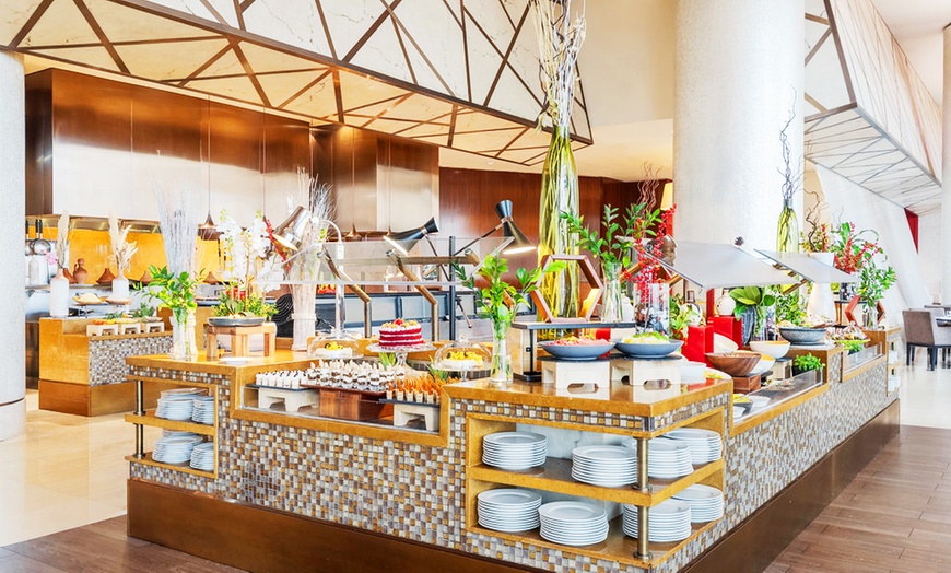 Image 6: 5* Festive Christmas Day Brunch for Child, or Adults with Beverages