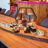 Image 1: Sushi Platte mit bis zu 100 Stück inkl. Vorspeise oder Dessert