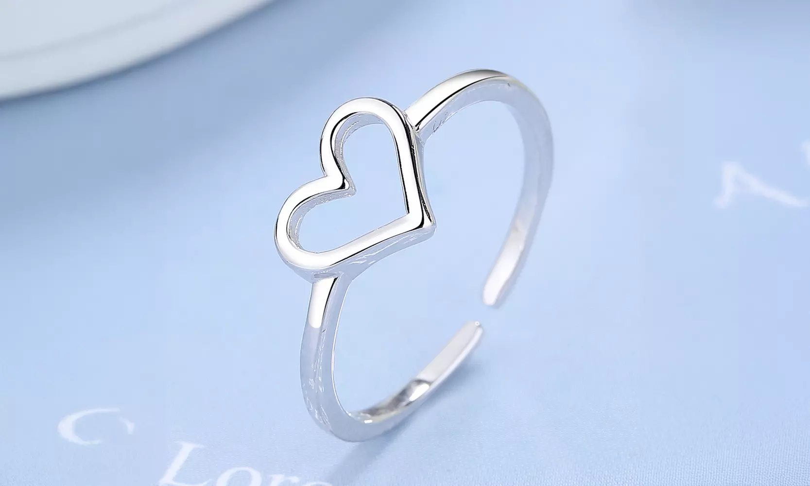 Sterling Silver Minimalist Heart Ring - Primary Image