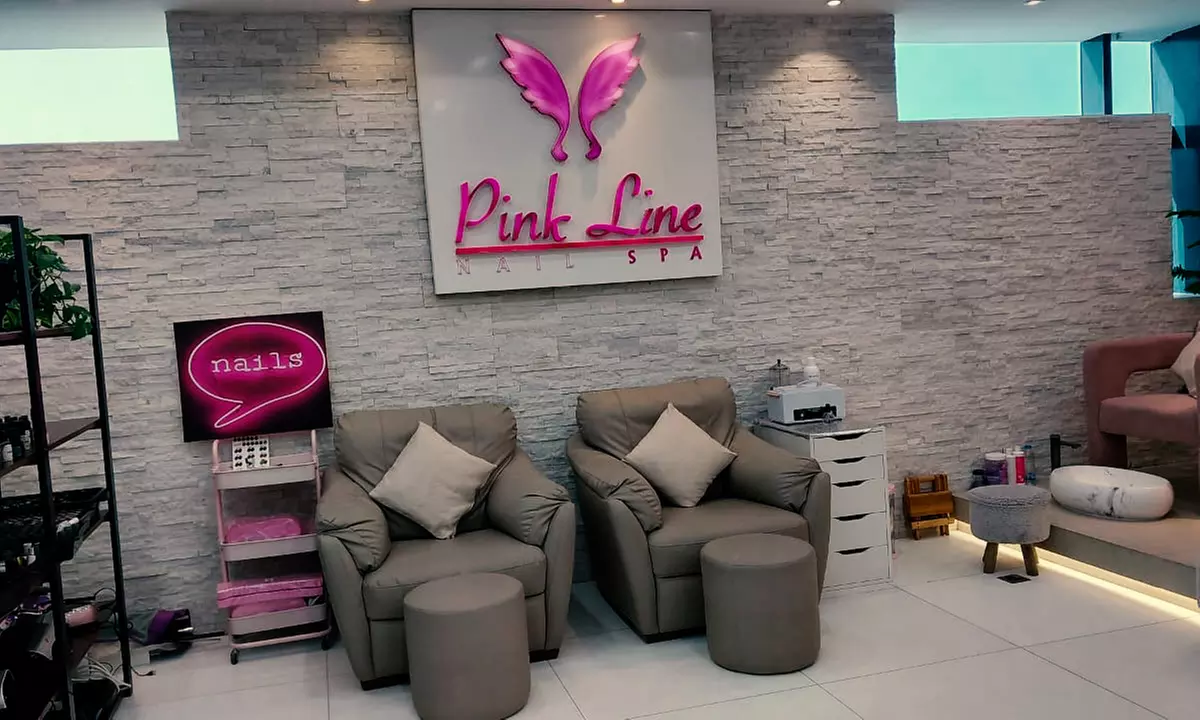 20, 30 or 40 Minute Feet Reflexology, Classic Pedicure & More