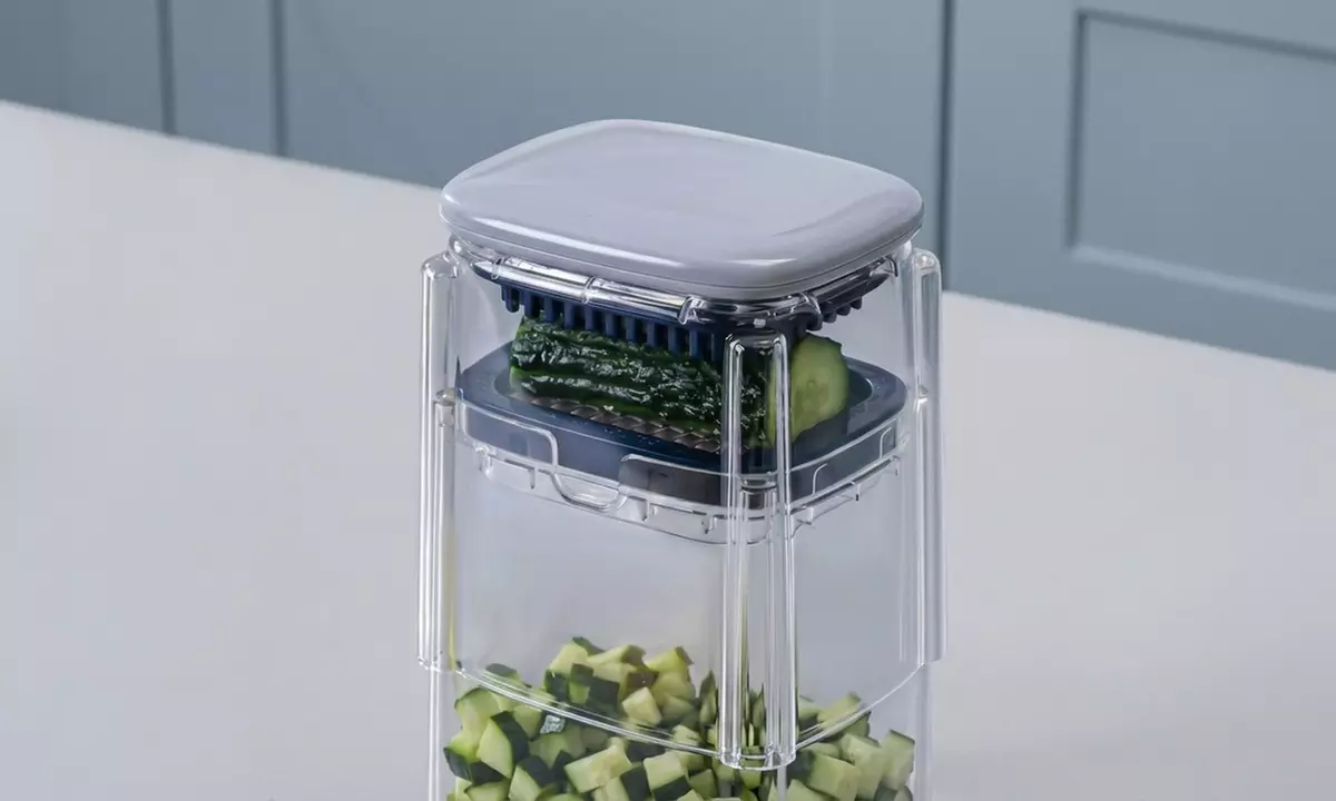 Press-Type Vegetable Chopper with Four Interchangeable Blades
