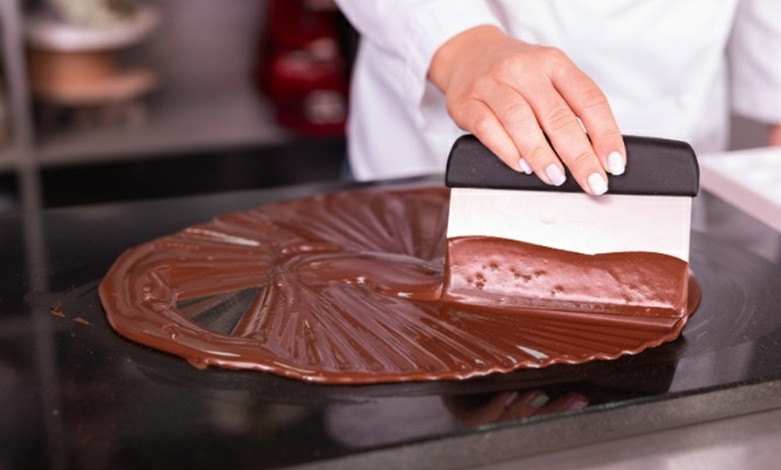 Image 2: Get Confectionery Making or Cake Making, Baking & Decorating Training